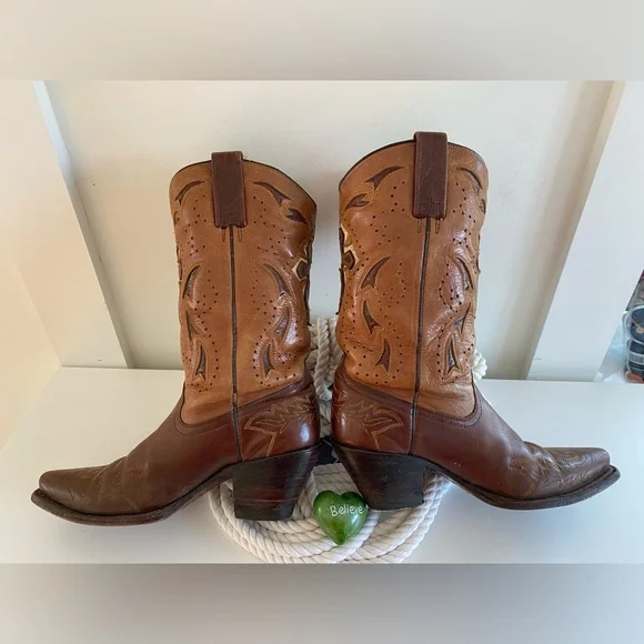 Hot Leather Corral Cowboy Boots - Picture 4 of 7